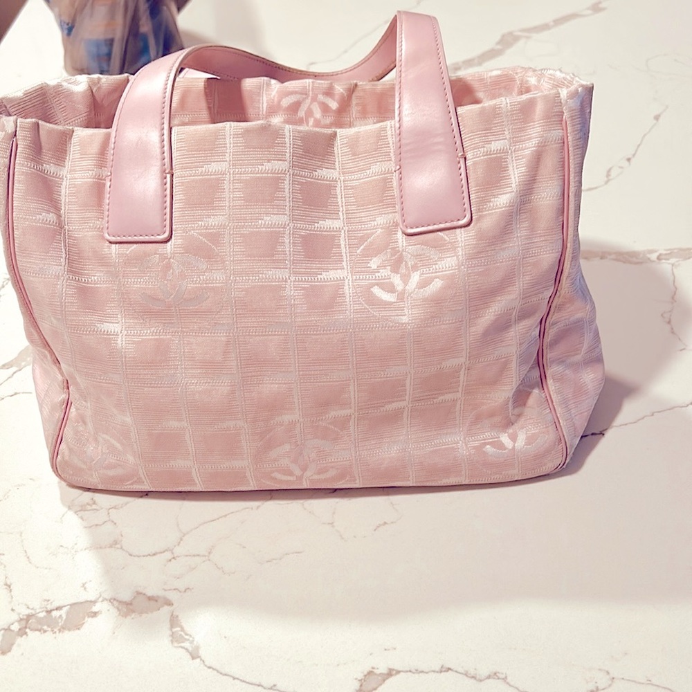 🎀Chanel Nylon Travel Line Tote 🎀Very Good Condition 🎀